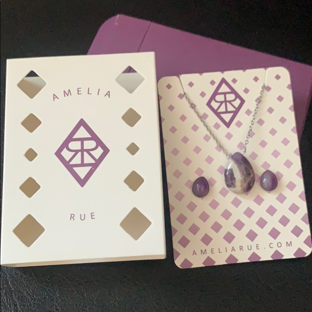 Amelia rue jewelry